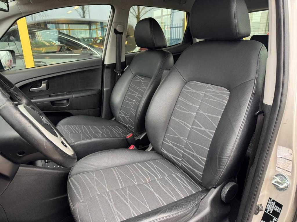 Kia Venga 1.6 cvvt x-ecutive