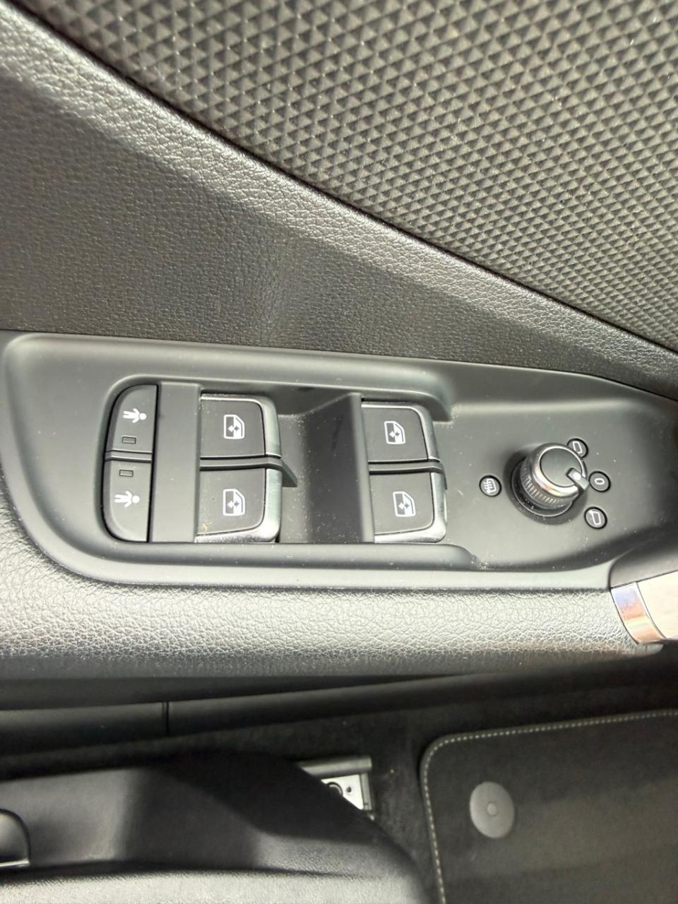 Audi Q2 35 tfsi s edition
