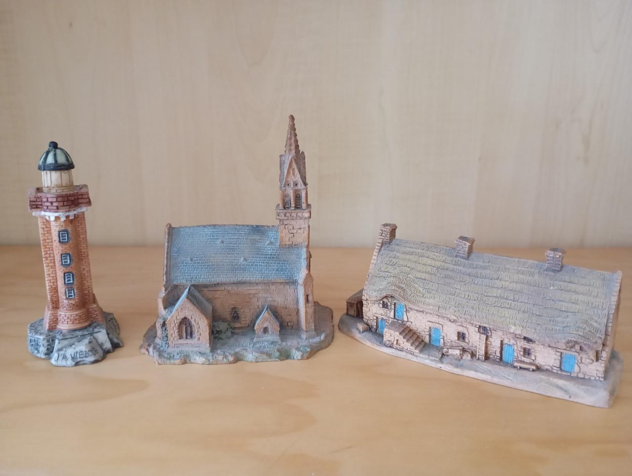 8 huisjes van diverse landen