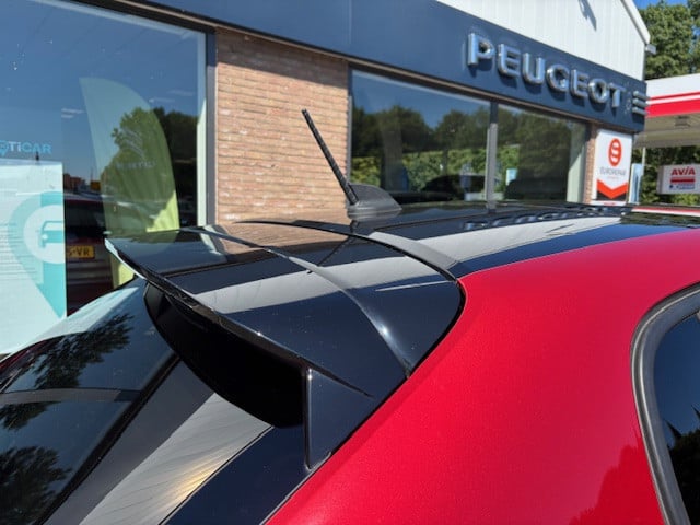 Peugeot 208 gt pack ev 50kwh 136pk/12%bytelling+btw | 3-fase navigatie | cr