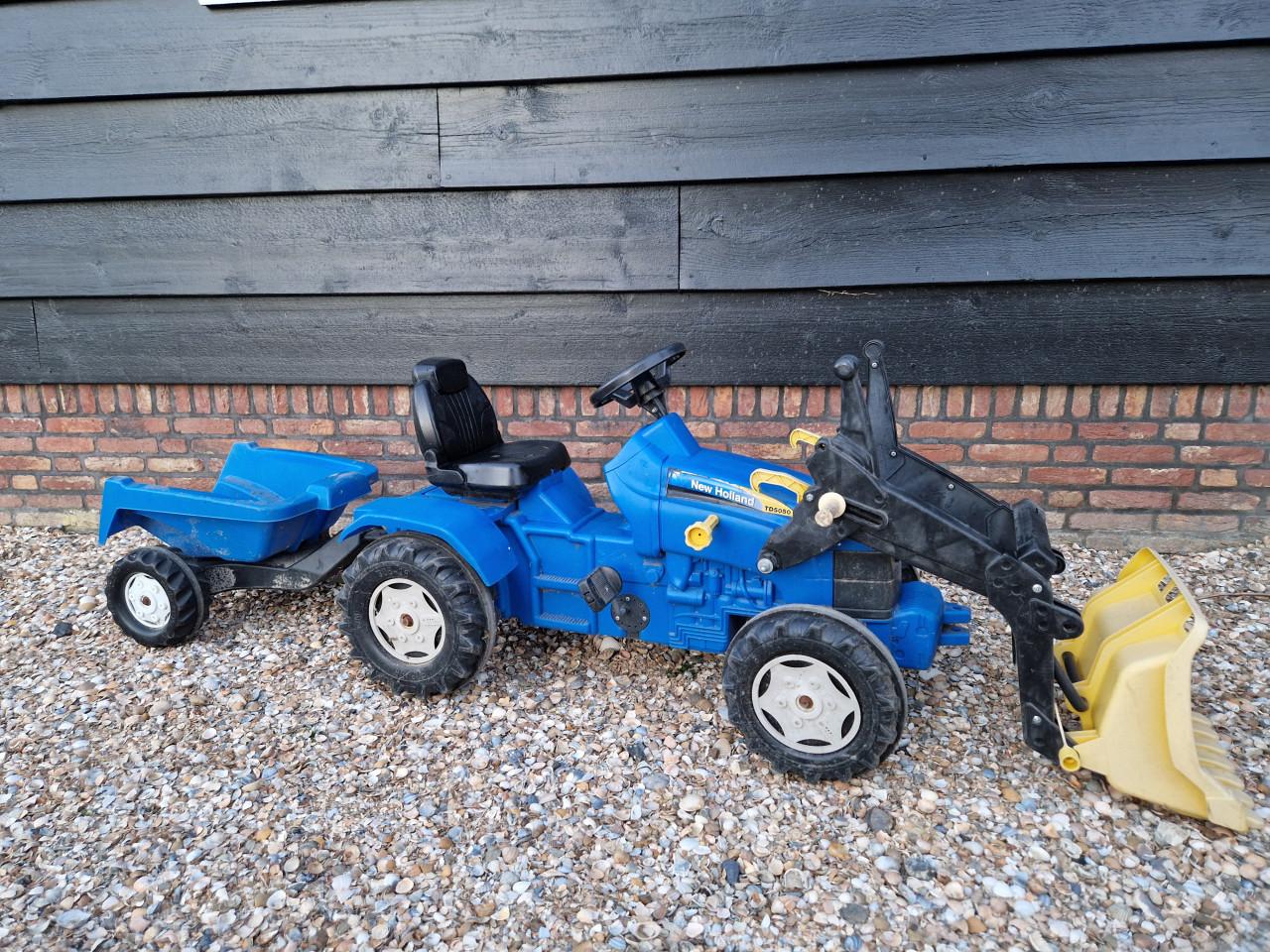 New Holland traptrekker