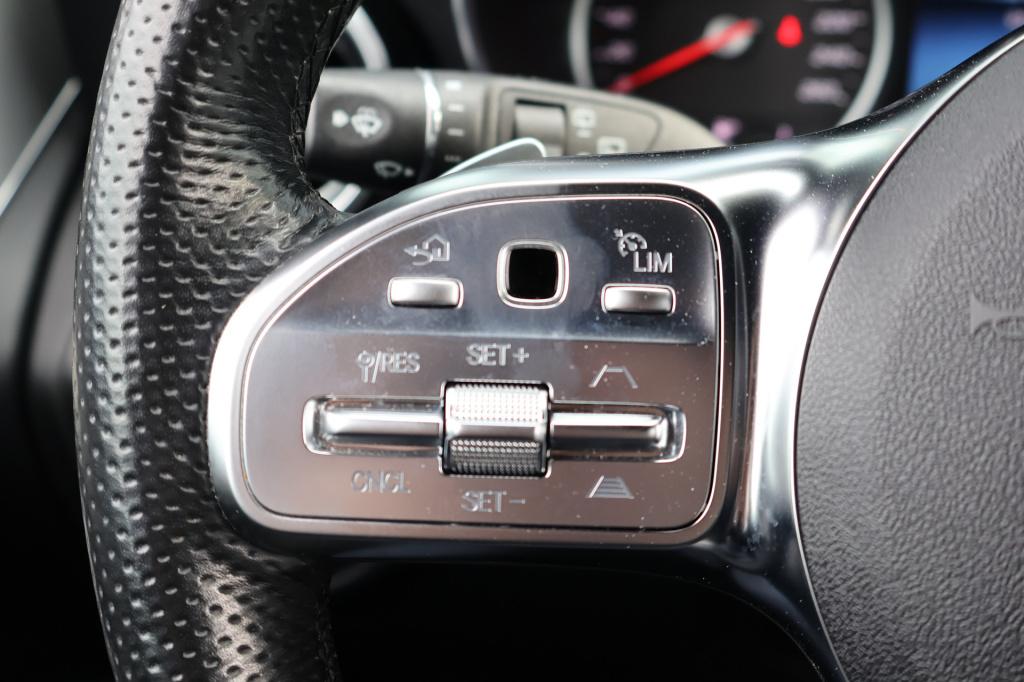 Mercedes-Benz Glc 200 4matic business solution amg l mbux l camera l distro