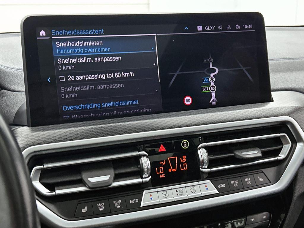 BMW X3 xdrive30e high executive | m-sport | panoramadak | apple carplay / a