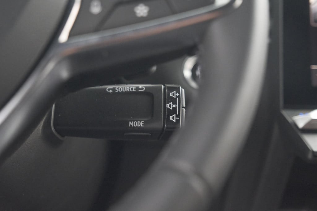 Renault Captur mild hybrid 160 edc techno | camera | navigatie | apple carp