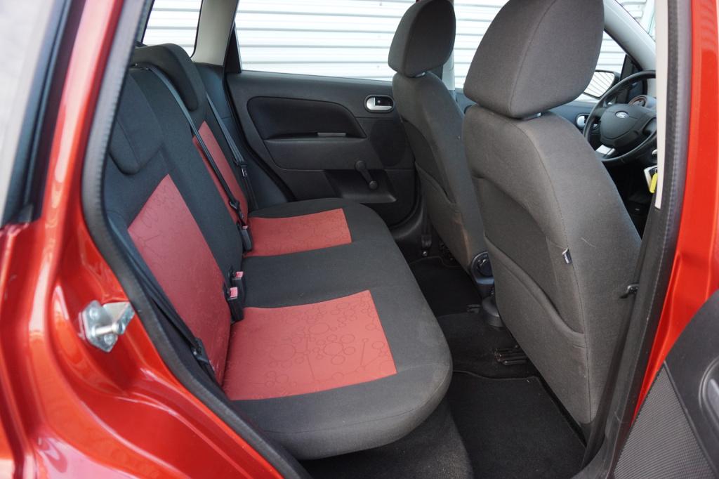 Ford Fiesta 1.3-8v futura xl climate / elektr. ramen / lm velgen / nap