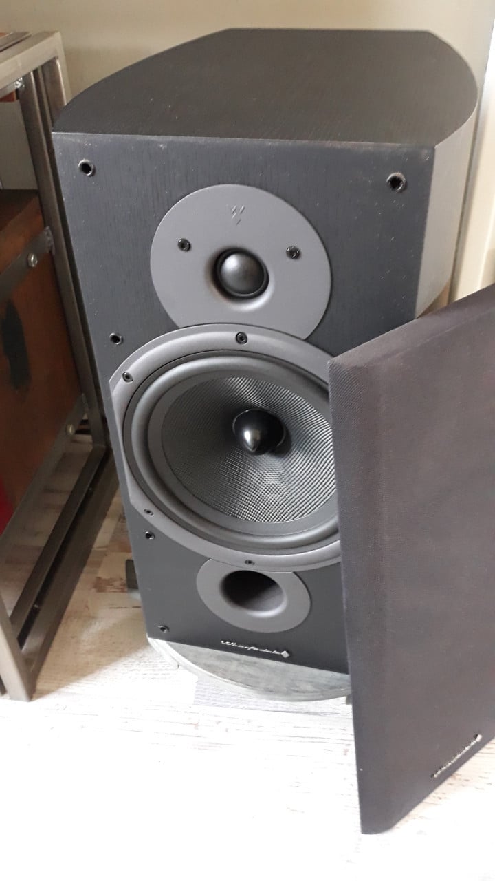 Speakers Warfdale