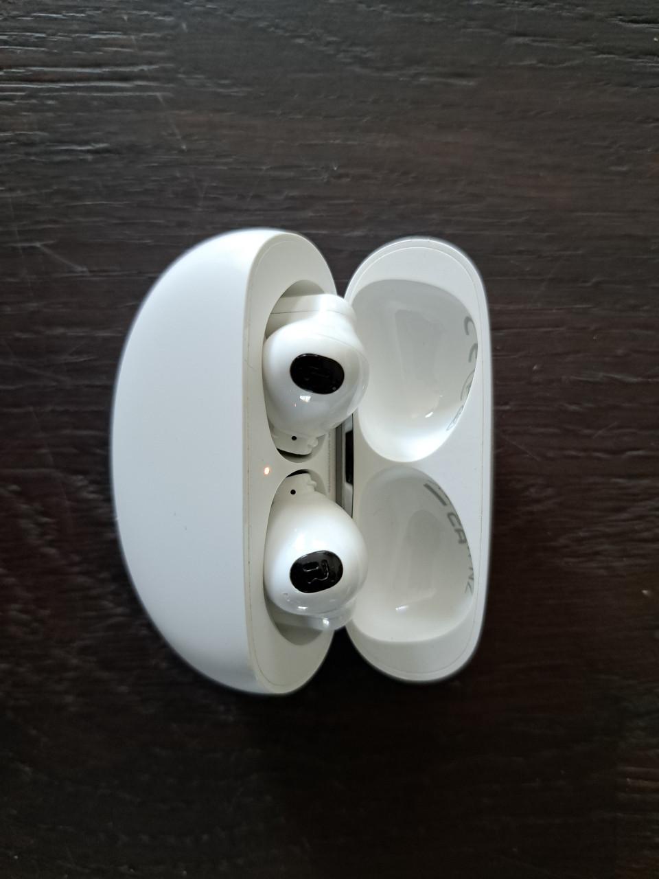 Oppo Enco X2 oordopjes zo goed als nieuw