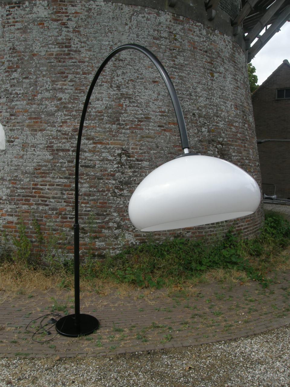 Oude vintage booglamp