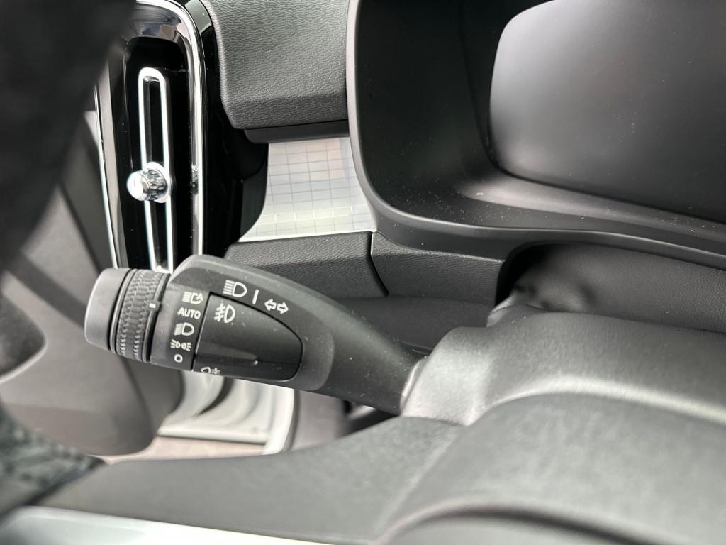 Volvo XC40 t4 211pk recharge inscription exp| navi| climate| camera| dab+|