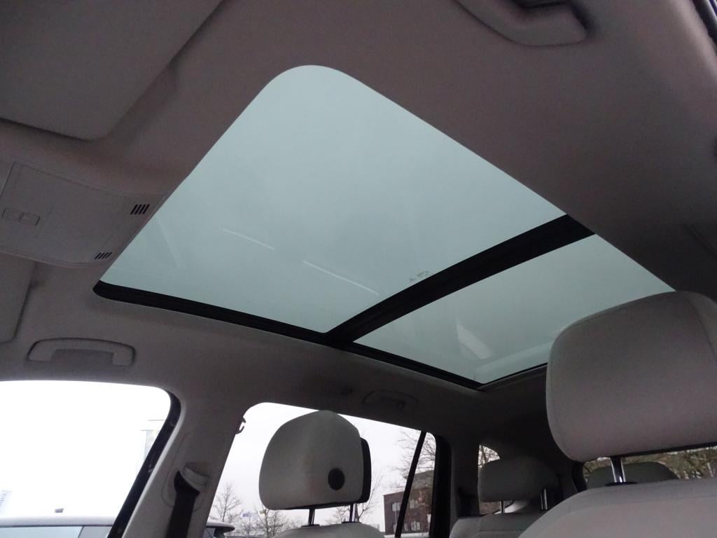 Volkswagen Tiguan Allspace 2.0 tsi 4motion highline business r 7p. automaat