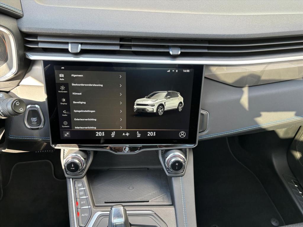 Lynk & Co 01 1.5td 261pk phev 7dcth| schuifdak|navi|my'24| 1e eigenaar| rij