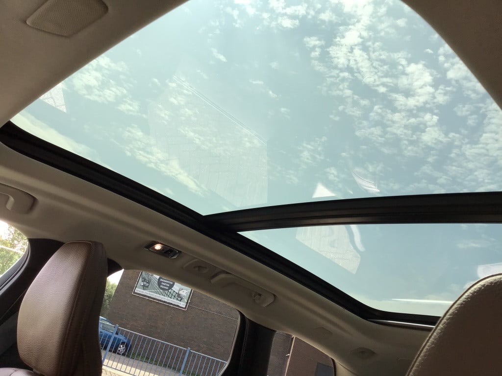 Volvo XC60 t8 390pk recharge mo.pro leder/luchtvering/h.k. audio/360 camera