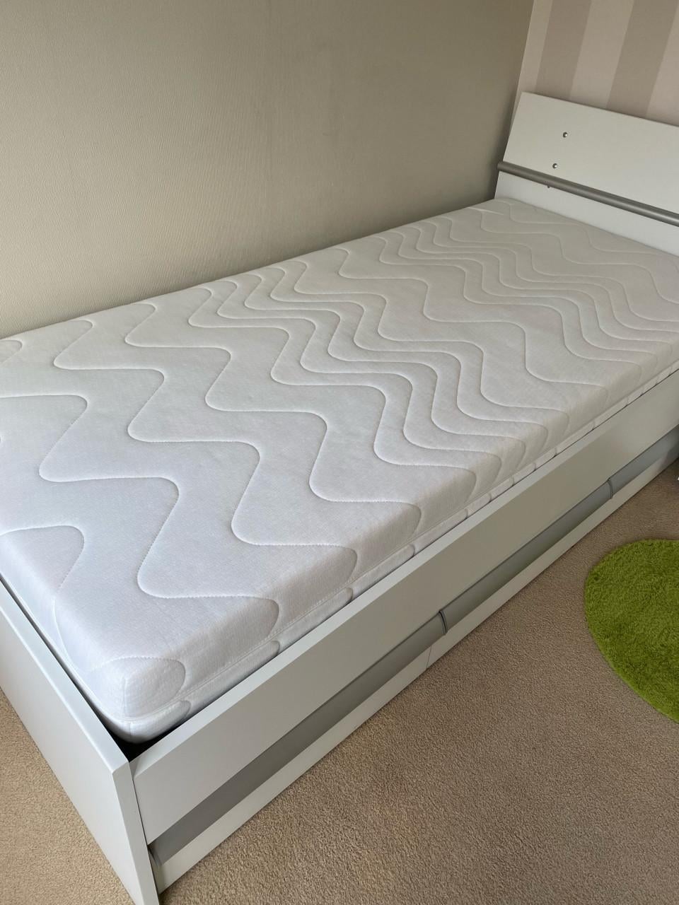 Zgan eenpersoons bed compleet