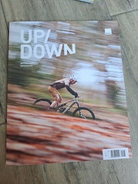 Up/down mountainbike magazine