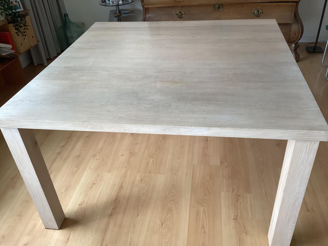 Tekoop tafel