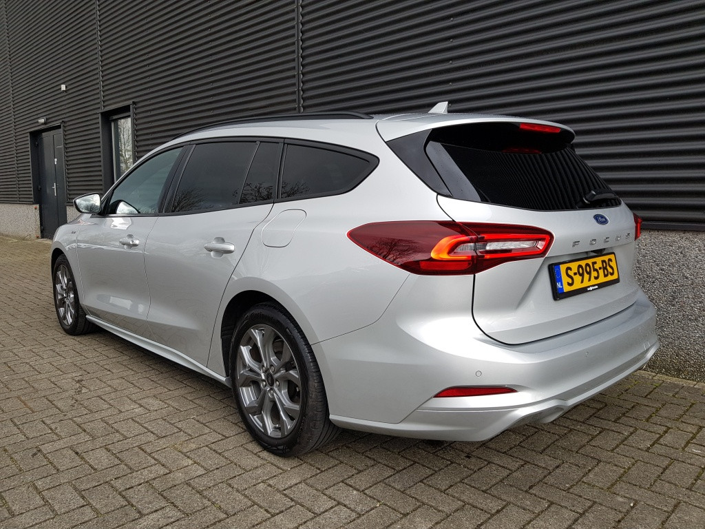 Ford Focus wagon st-line x 1.0 ecoboost