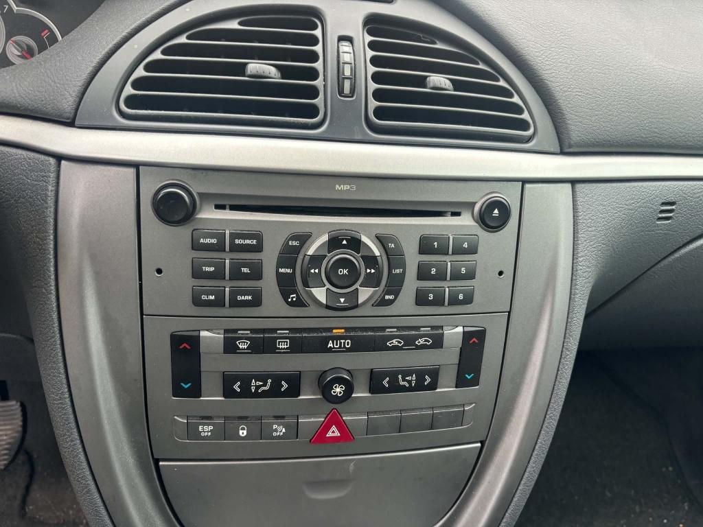Citroen C5 2.0-16v cool tech