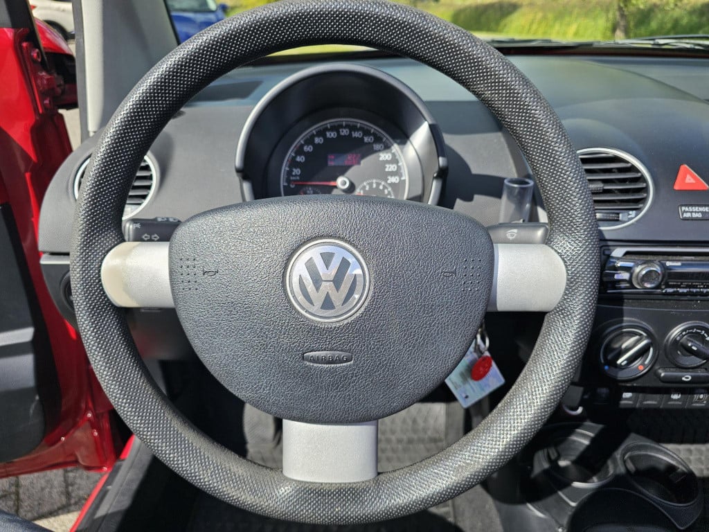 Volkswagen New Beetle cabriolet 1.6 trendline