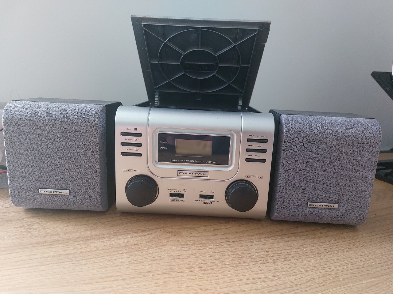 Super fijne kleine radio/cd speler
