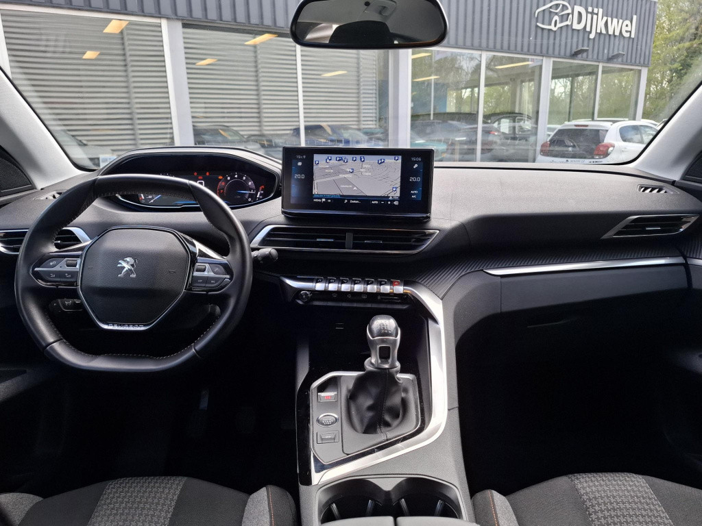 Peugeot 3008 suv 130 active pack navi/clima/cam