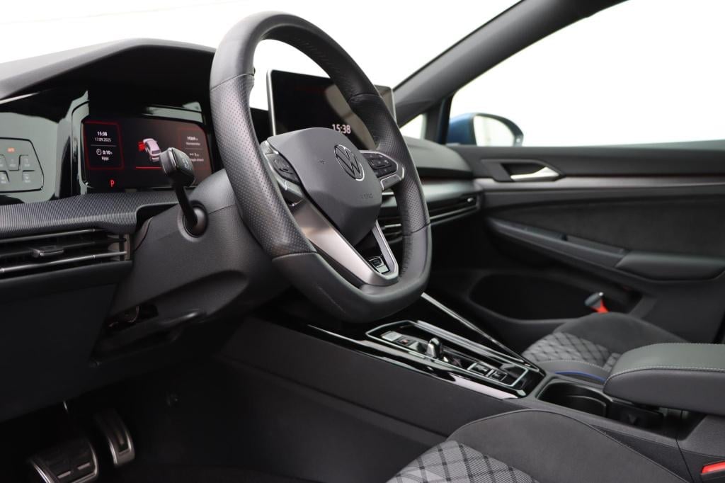 Volkswagen Golf r-line-edition 1.5 etsi 116pk dsg7 | iq.light | stuurverwar