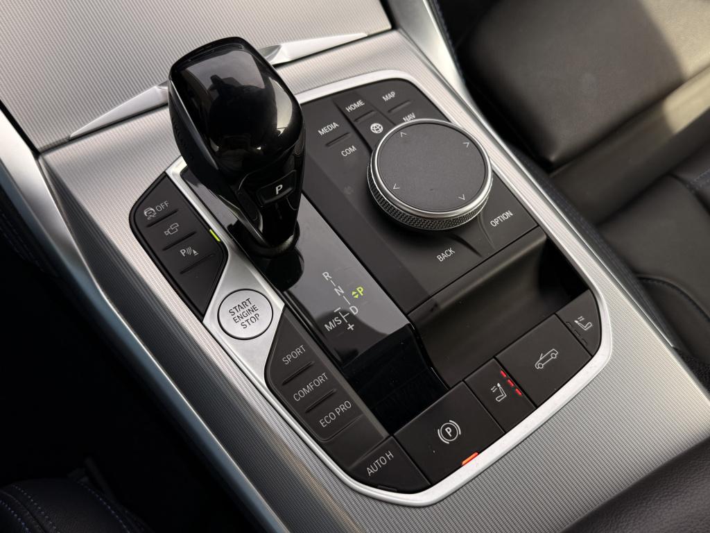 BMW 4 Serie cabrio m440i xdrive | head-up | harman/kardon | leder | 360 cam