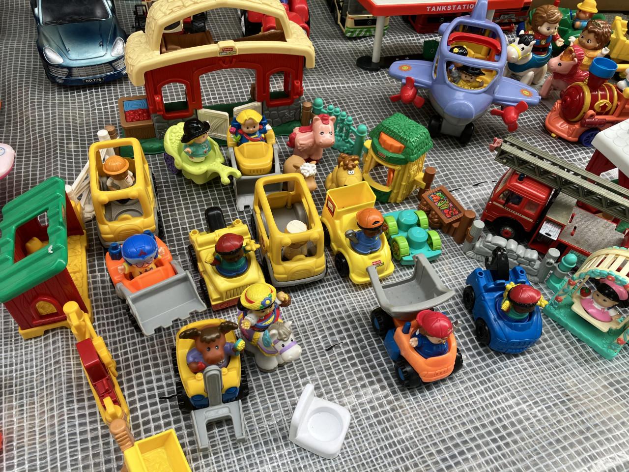 Heel veel Fisher Price Little People speelgoed