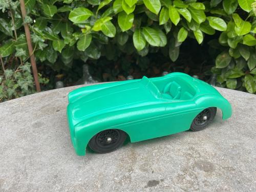Vintage Ferrari auto