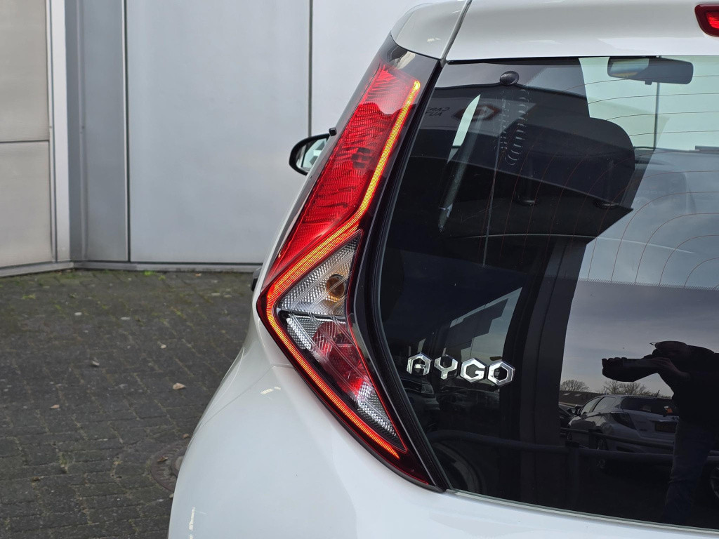 Toyota Aygo 1.0 vvt-i x-fun
