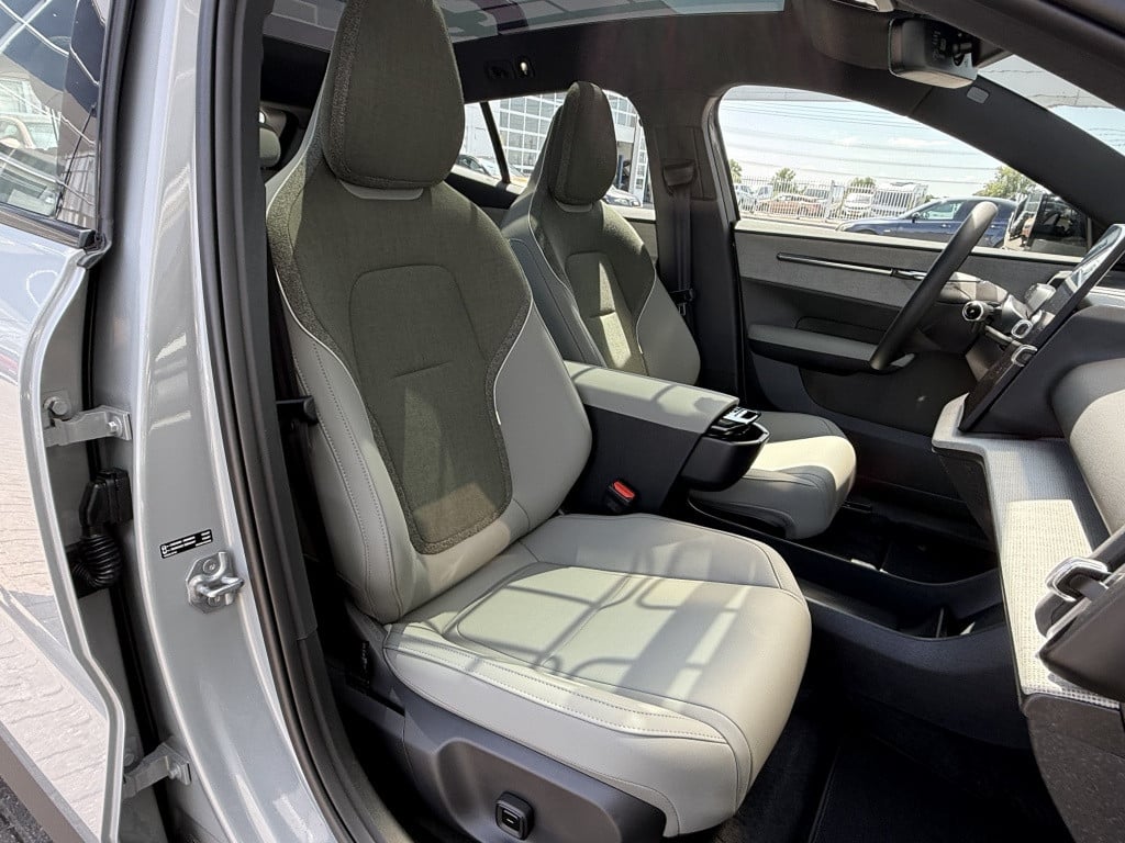 Volvo Ex30 cross country twin performance awd 429pk ultra incl. experience-
