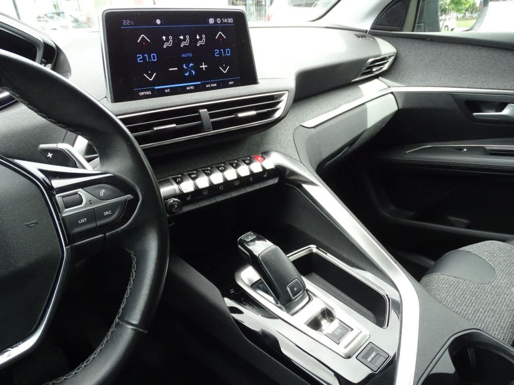 Peugeot 3008 1.2 puretech allure