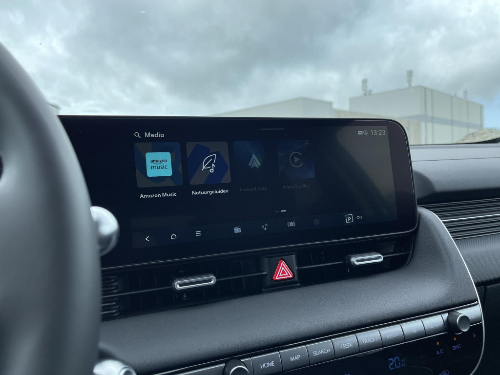 Hyundai Ioniq 5 connect+ 84 kwh *nieuw model!*