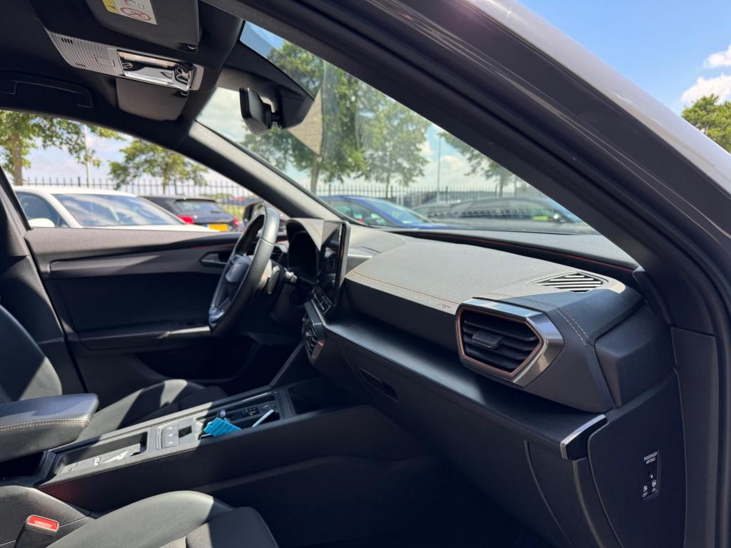 Cupra Formentor 2.0 tsi vz 4drive * brembo * kuipstoelen * acc * memory