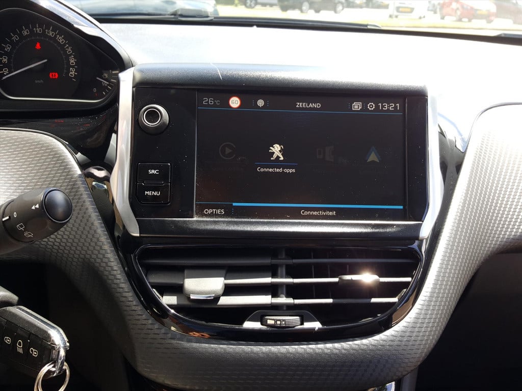 Peugeot 208 1.2 puretech 110pk 5d allure automaat6 navigatie | trekhaak | a