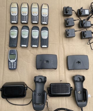 Diverse oude Nokia mobiele telefoons
