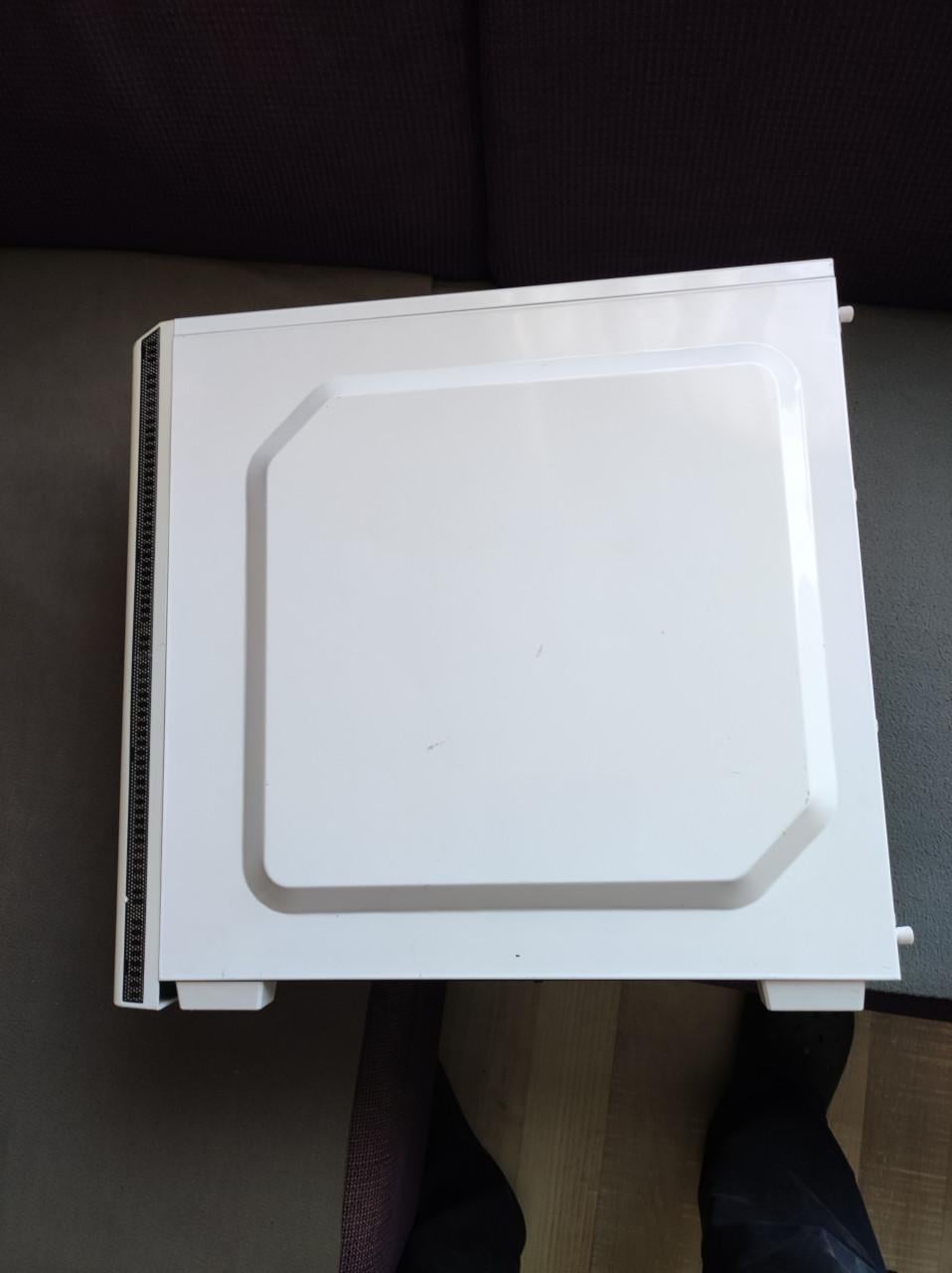 Computer case van het bekende merk G-SKILL