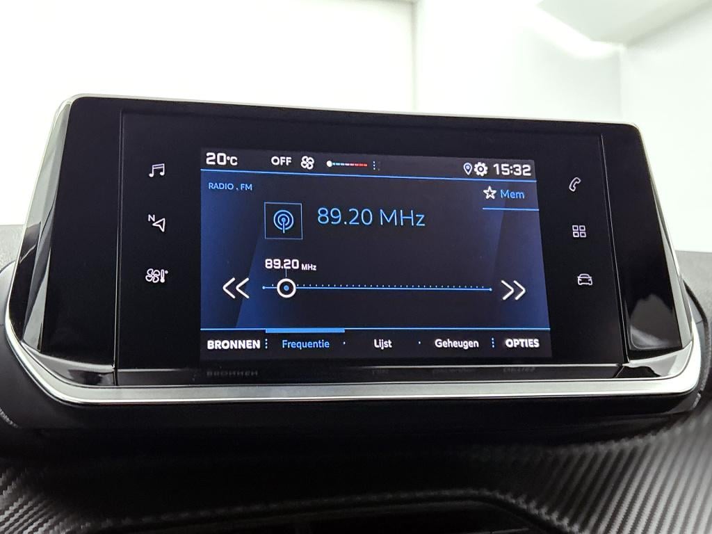 Peugeot 208 75 pk style | rijklaar | apple carplay / android auto | parkeer
