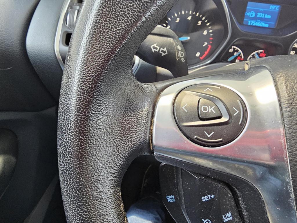 Ford C-max 1.0 titanium