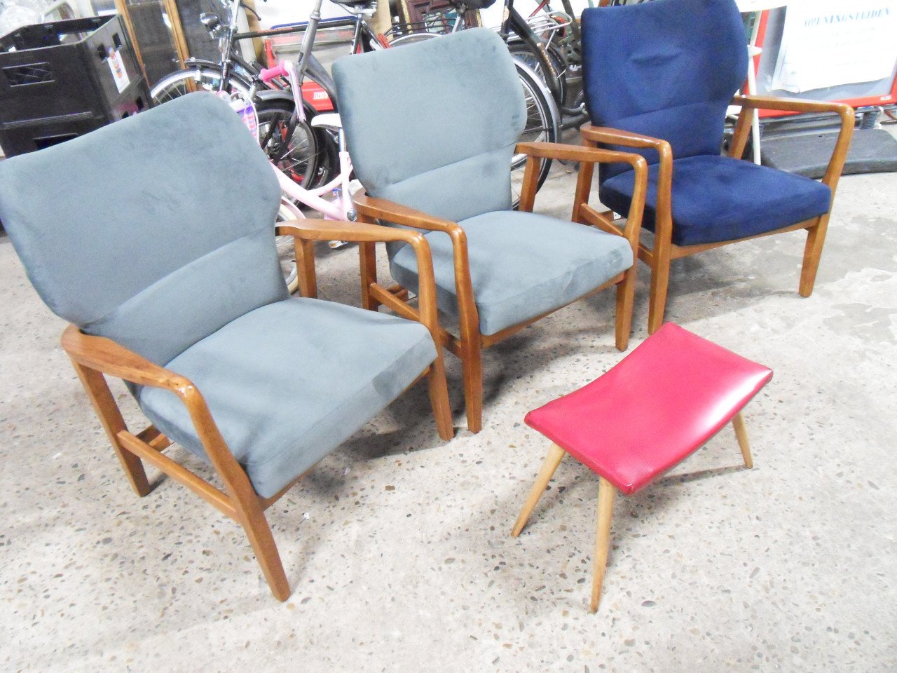Vintage stoelen 3 stuks