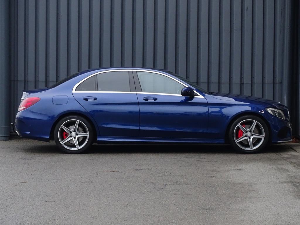 Mercedes-Benz C-Klasse 180 amg sport edition automaat | led | leder | camer