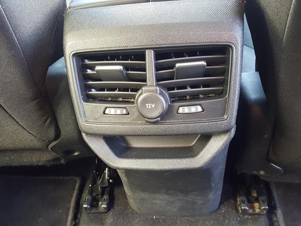 Peugeot 3008 1.2 130pk s&s access trekhaak | cruise control | airco | bluet