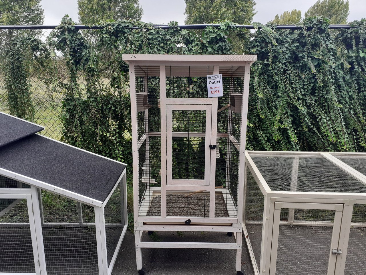 OUTLET hokken hoge korting te koop kippenhok konijnenhok!