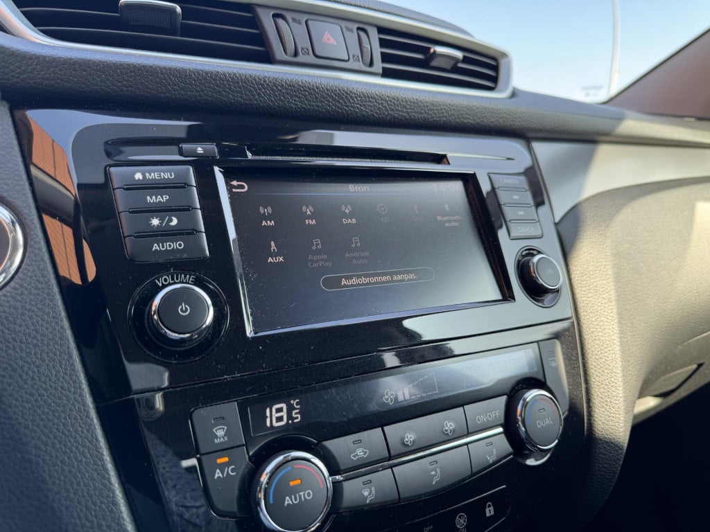 Nissan Qashqai 1.3 dig-t n-motion | trekhaak | panoramadak | apple carplay/