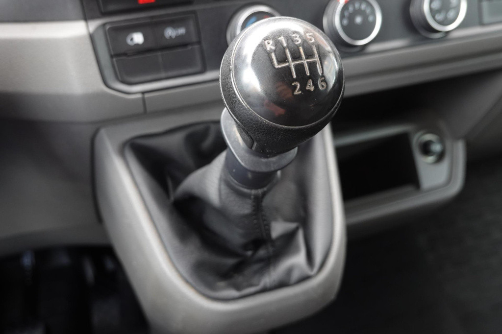 Volkswagen Crafter 30 2.0 tdi l3h3