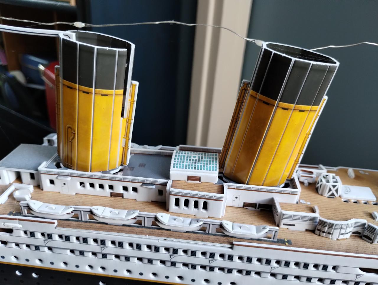 RMS Titanic 3D Puzzel Model. Van karton.