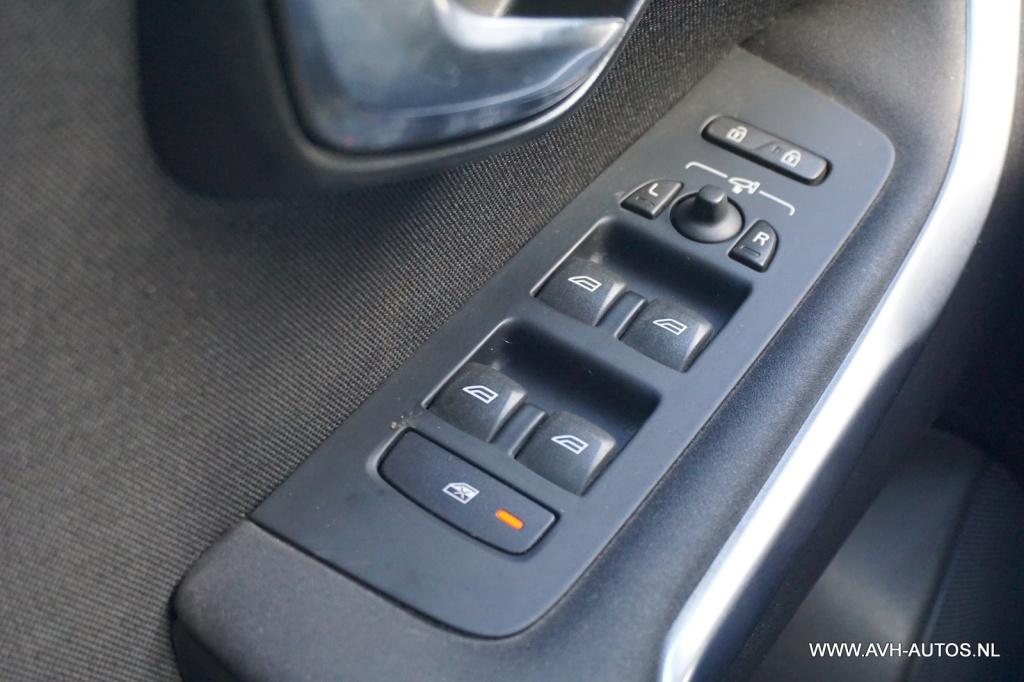 Volvo V40 2.0 d2 r-design business