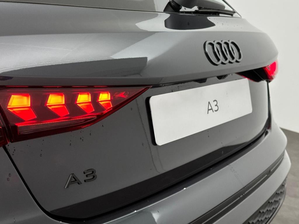Audi A3 sportback advanced edition 40 tfsi e 150 kw / 204 pk sportba