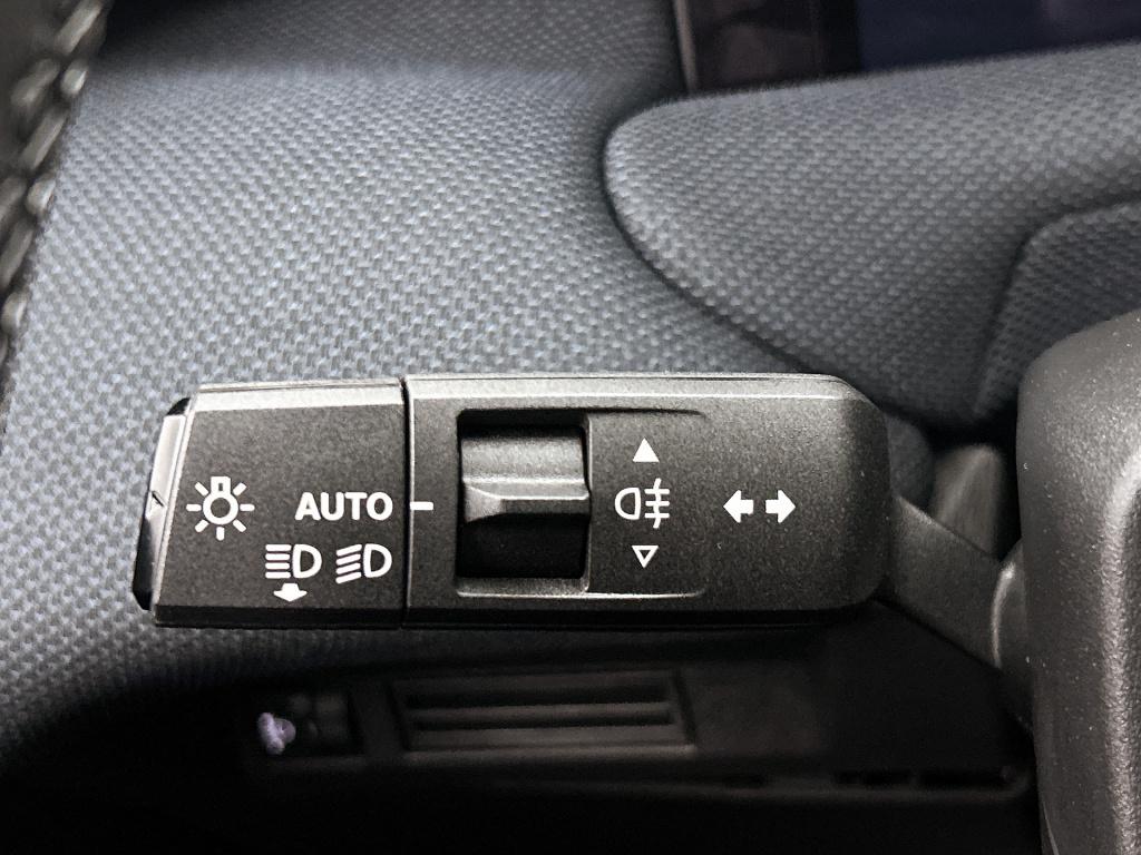 Citroen C5 Aircross plus comfort range 74 kwh | panoramadak | 19" lichtmeta