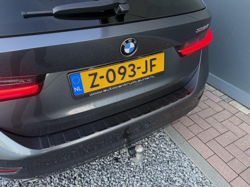 BMW 3-serie touring 330i automaat x-drive high executive