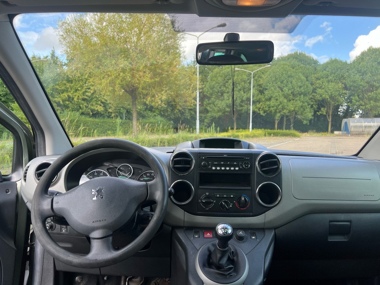 Peugeot Partner Tepee 1.6 | Apk | Nap | Airco | Panoramadak | Vol Optie’s